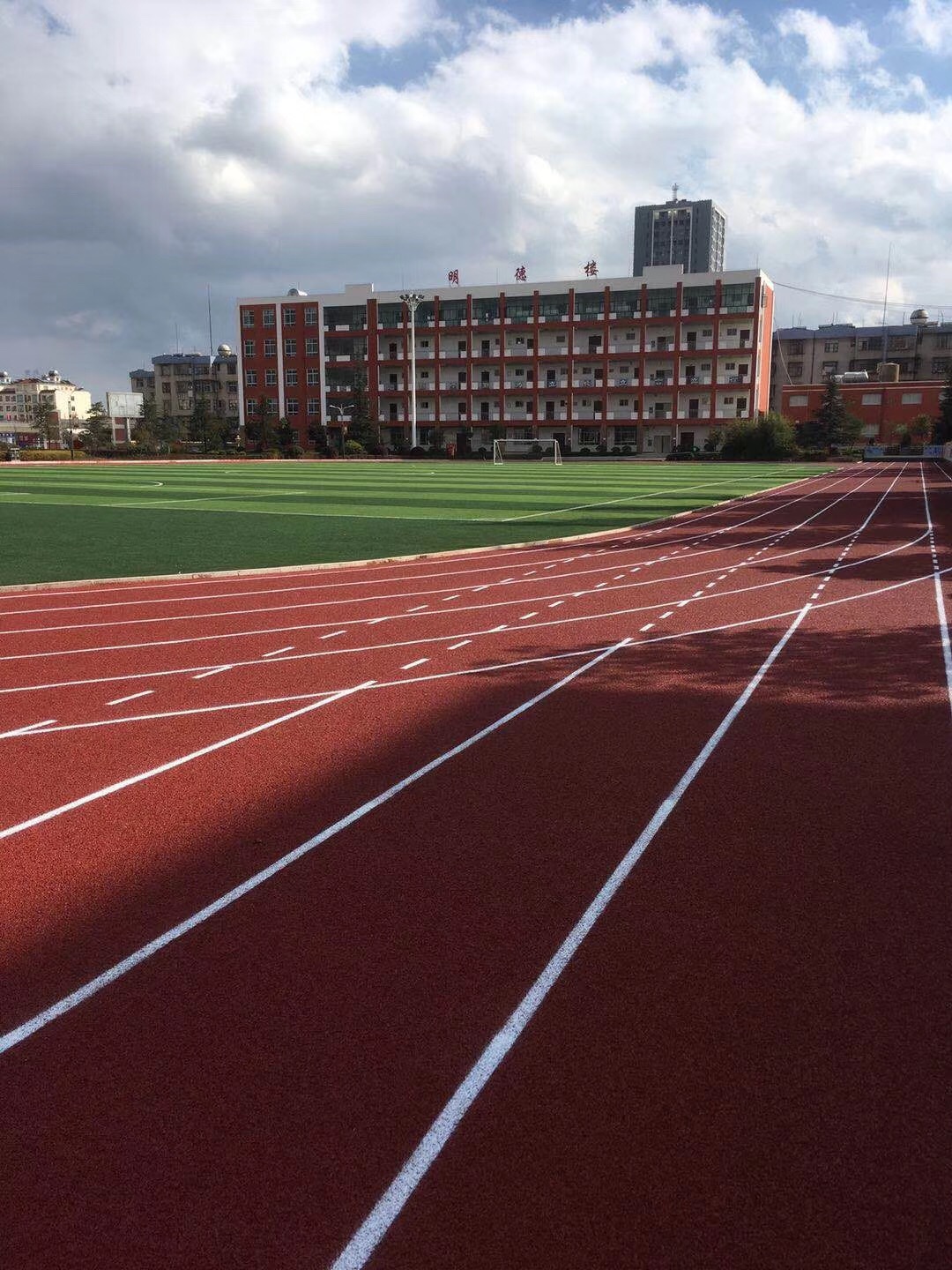 15572870124595302432.jpg 01.jpg